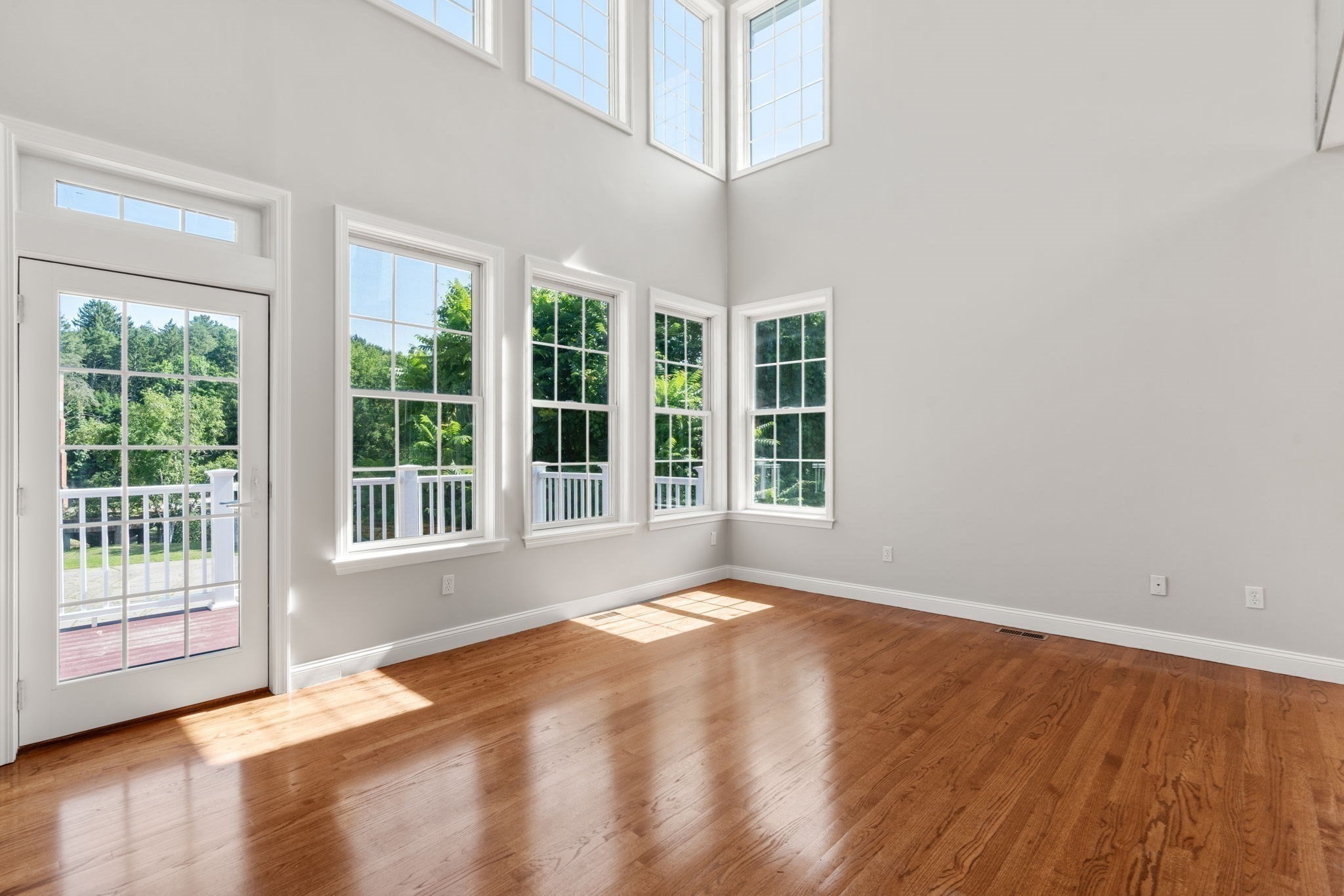 7 Riverwalk Ln # 7
