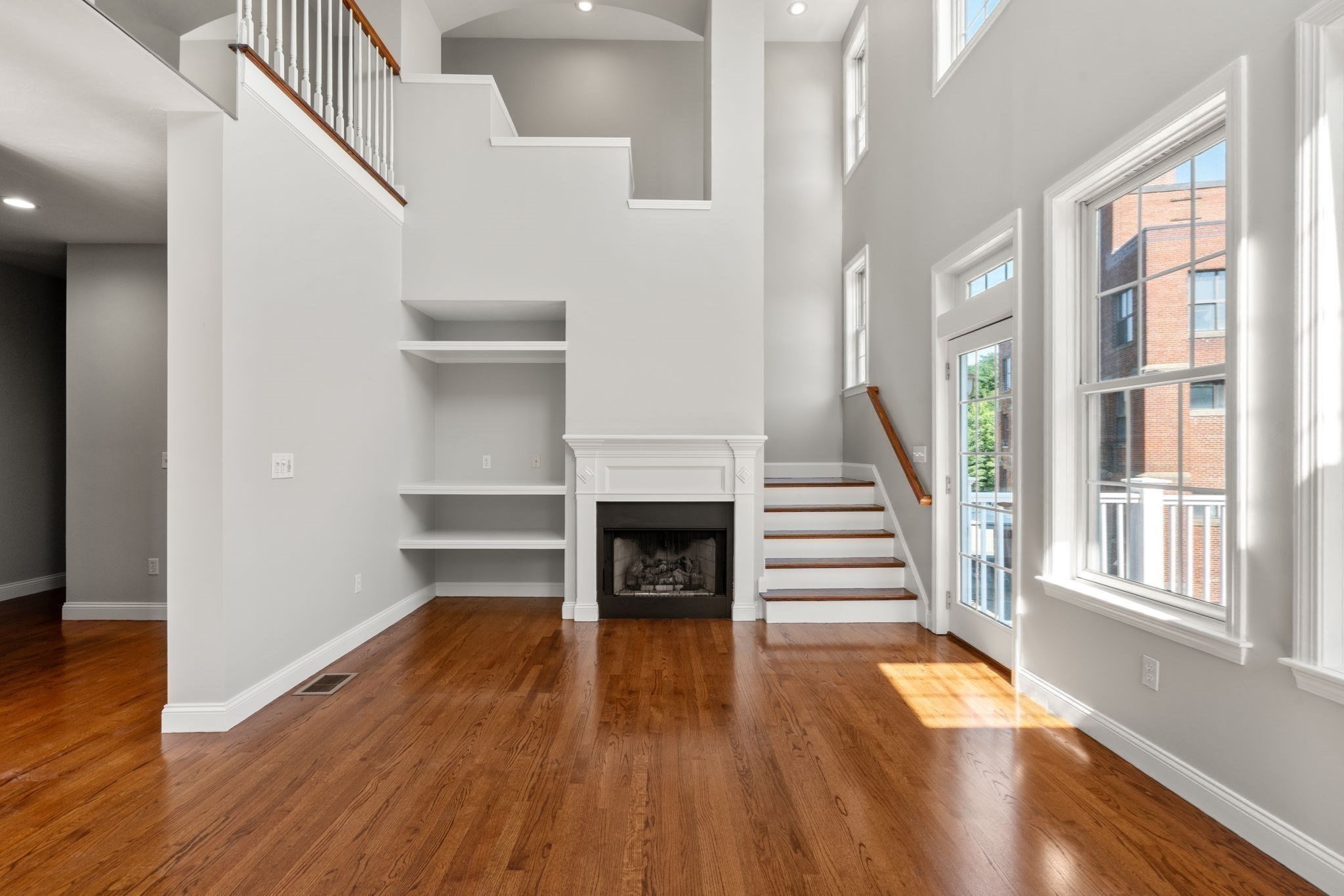 7 Riverwalk Ln # 7