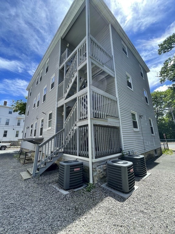 4803 Washington St # 3