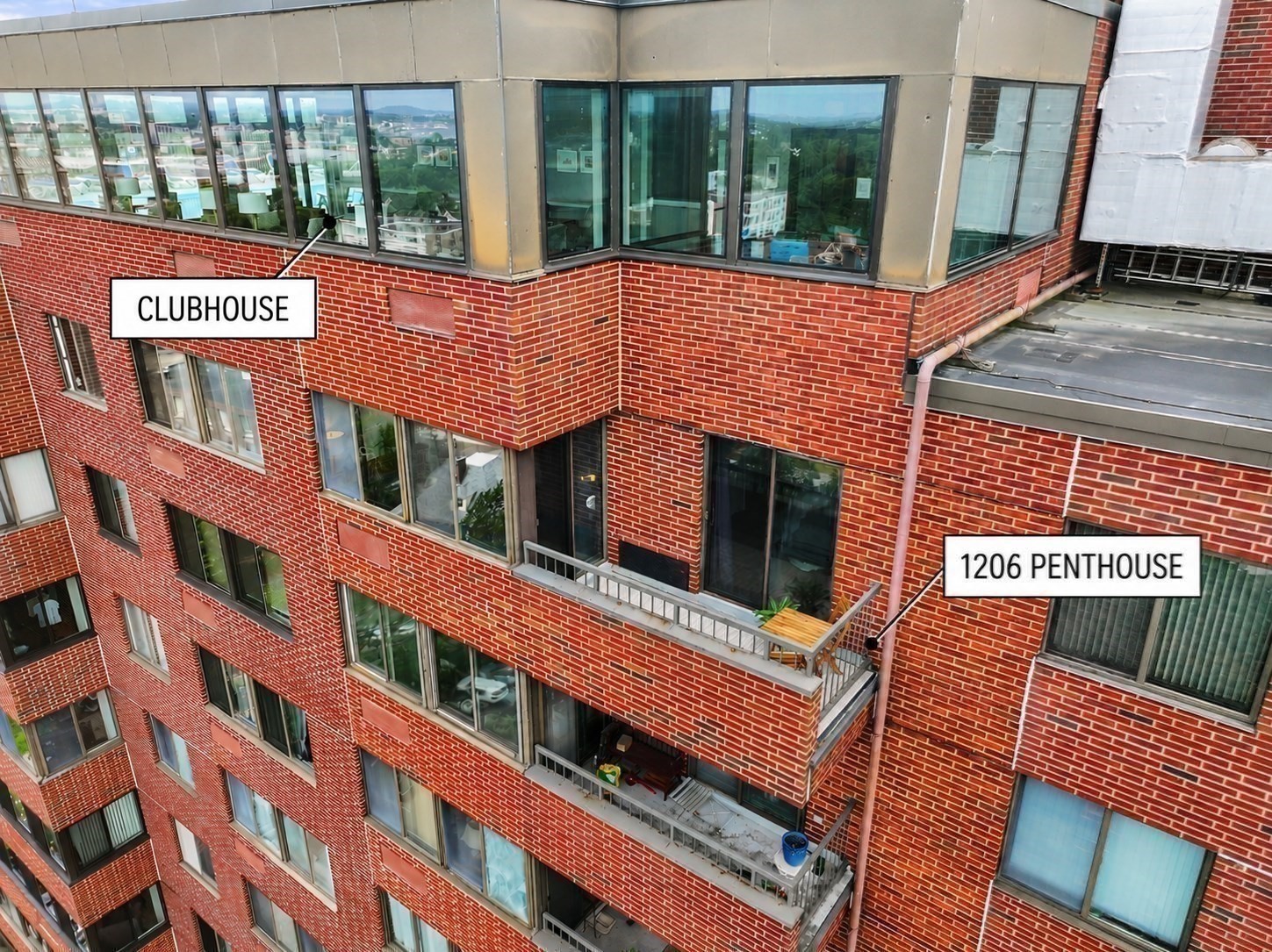 77 Adams St # 1206