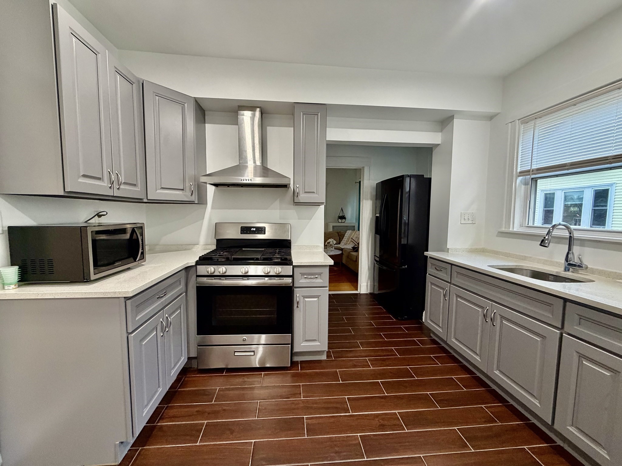 22 James St # 24