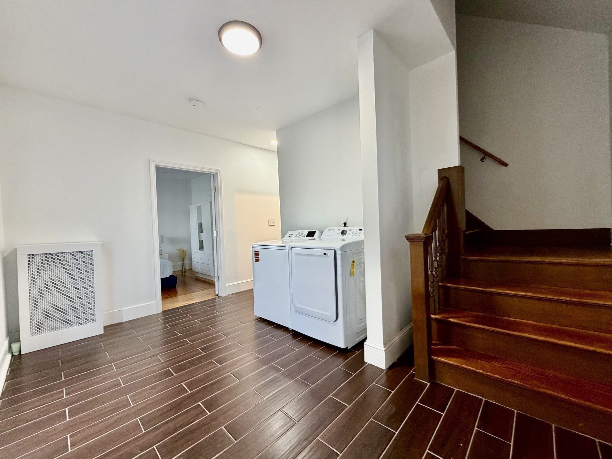 22 James St # 24