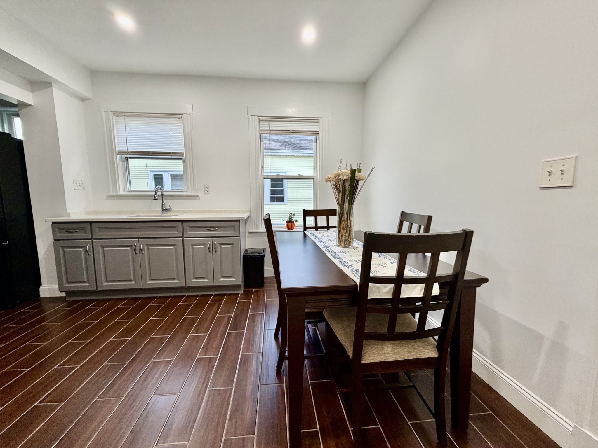 22 James St # 24