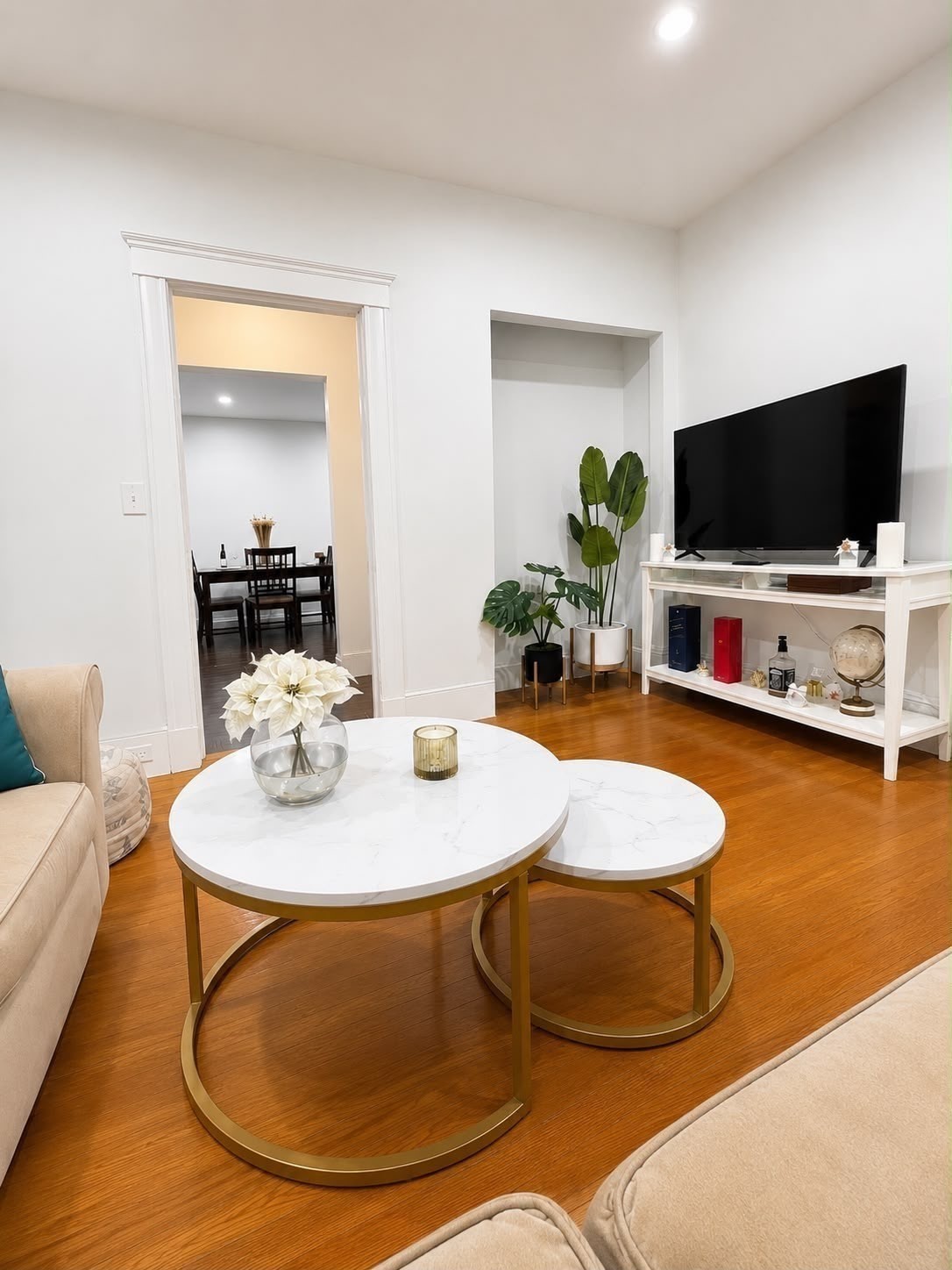 22 James St # 24