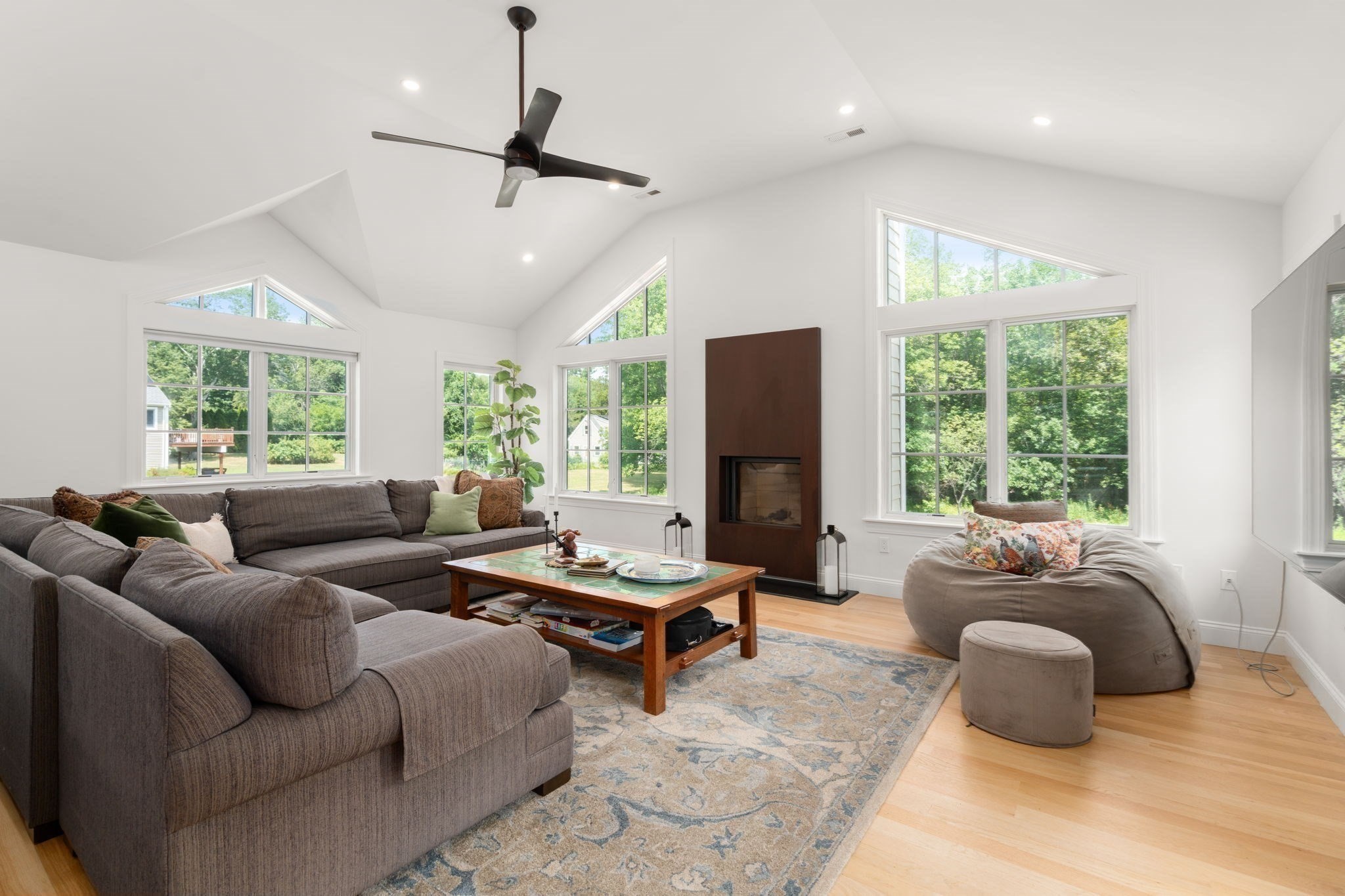 54 Meadowbrook Road