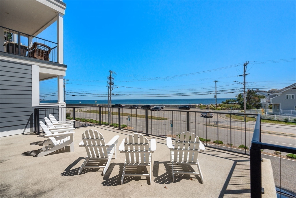 535 Ocean Blvd # 403