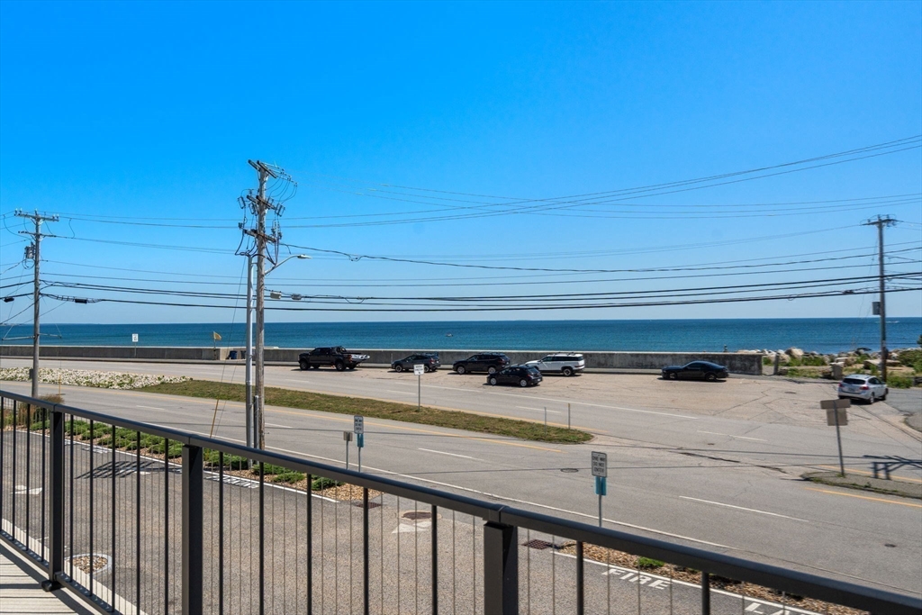 535 Ocean Blvd # 403