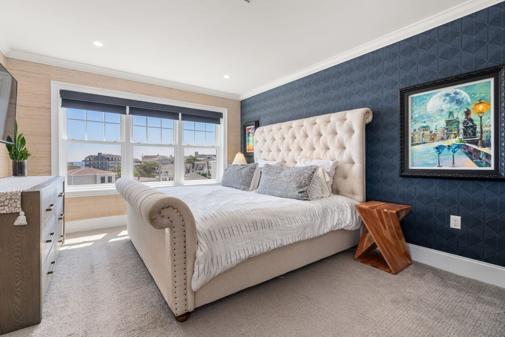 535 Ocean Blvd # 403