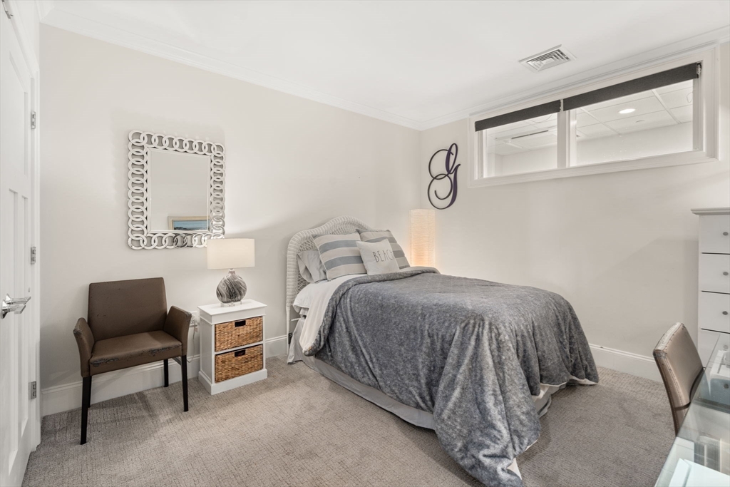 535 Ocean Blvd # 403