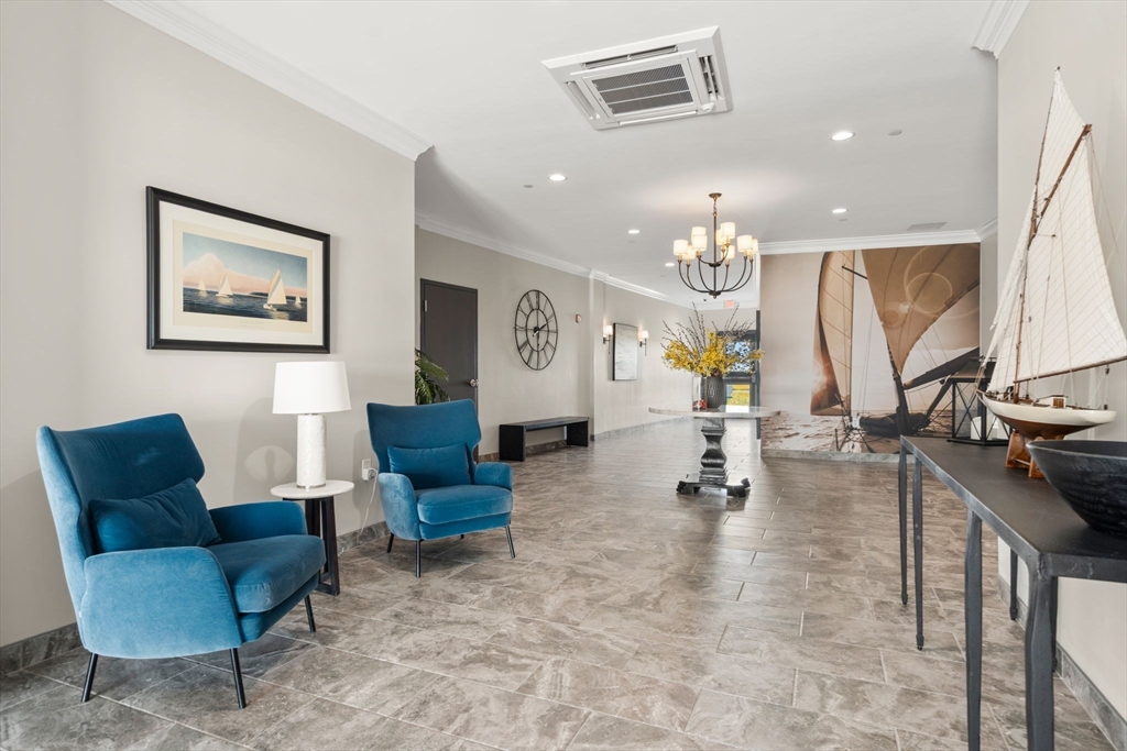 535 Ocean Blvd # 403