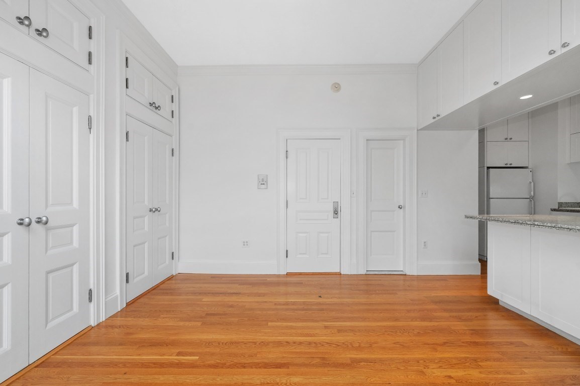 233 Commonwealth Avenue # 7