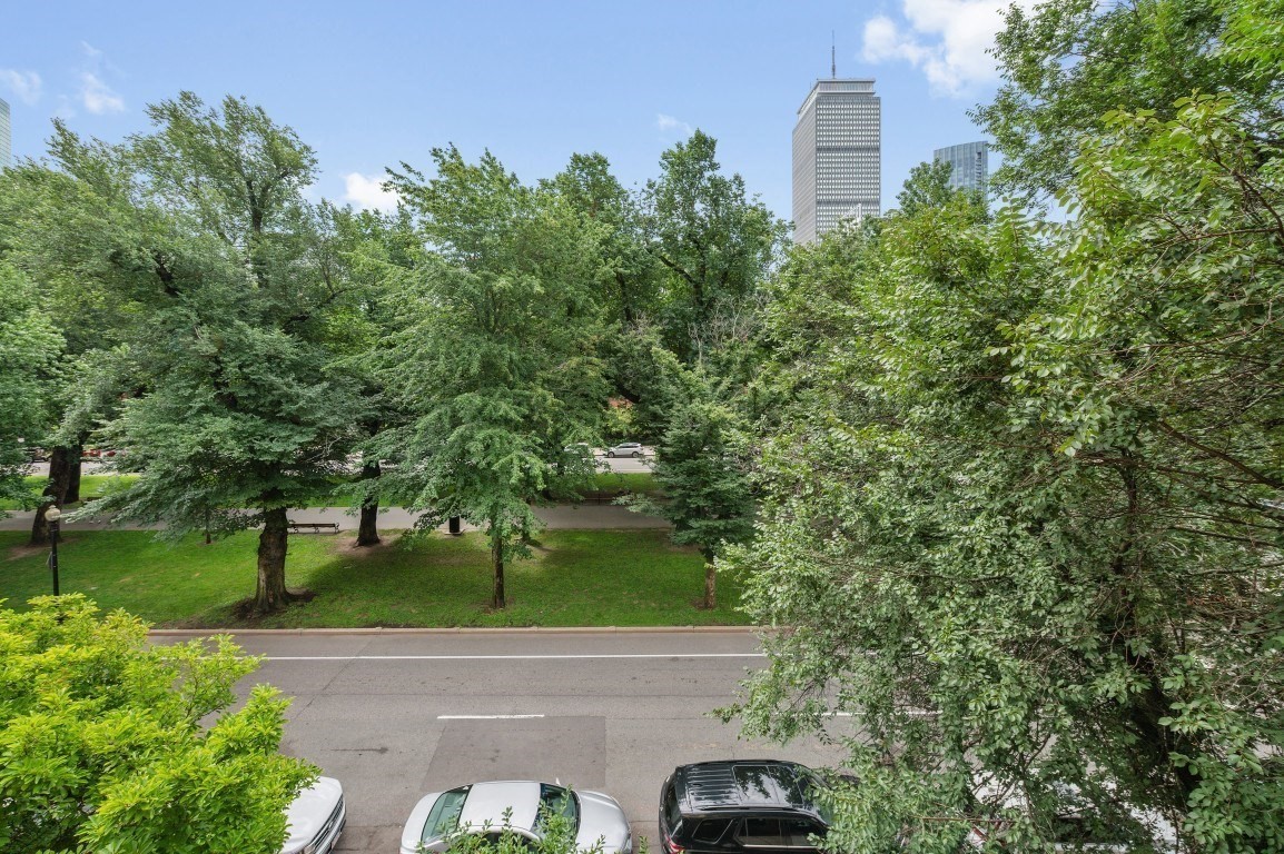 233 Commonwealth Avenue # 7