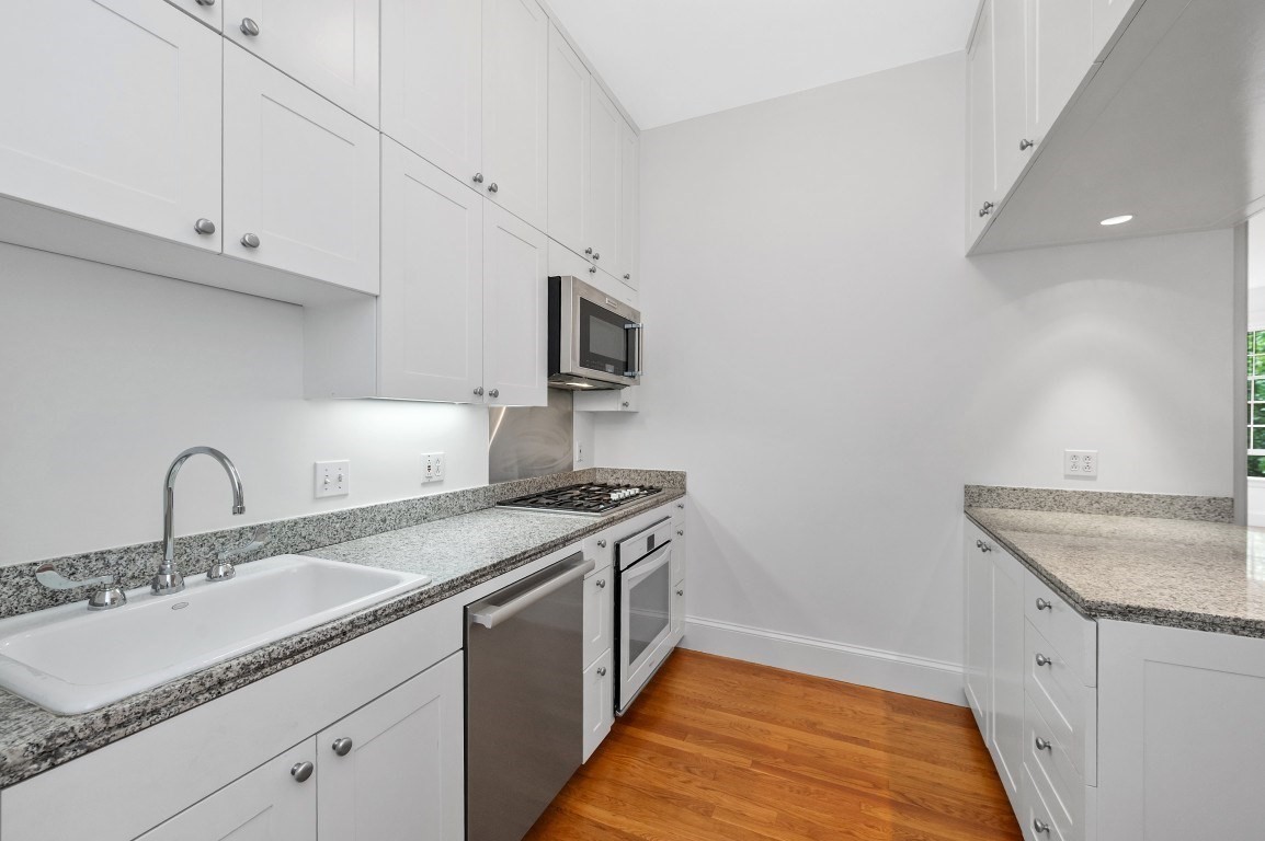 233 Commonwealth Avenue # 7