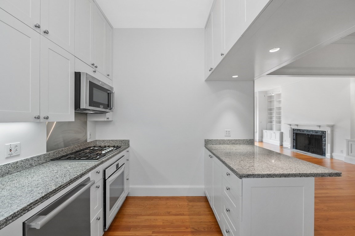 233 Commonwealth Avenue # 7