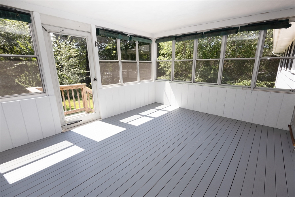58 Lyons Dr