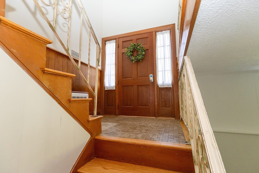 58 Lyons Dr