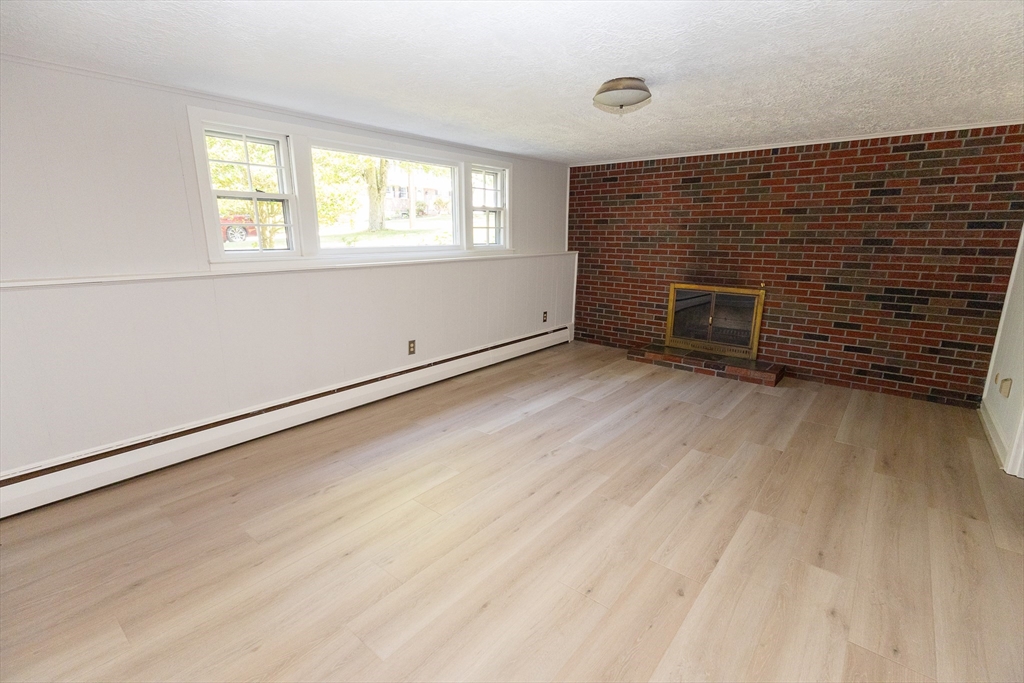 58 Lyons Dr