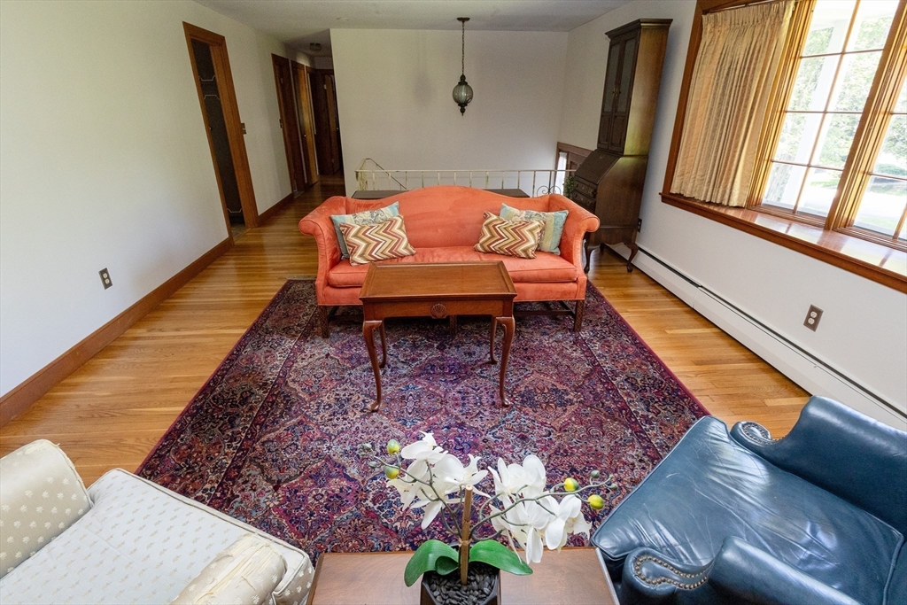 58 Lyons Dr