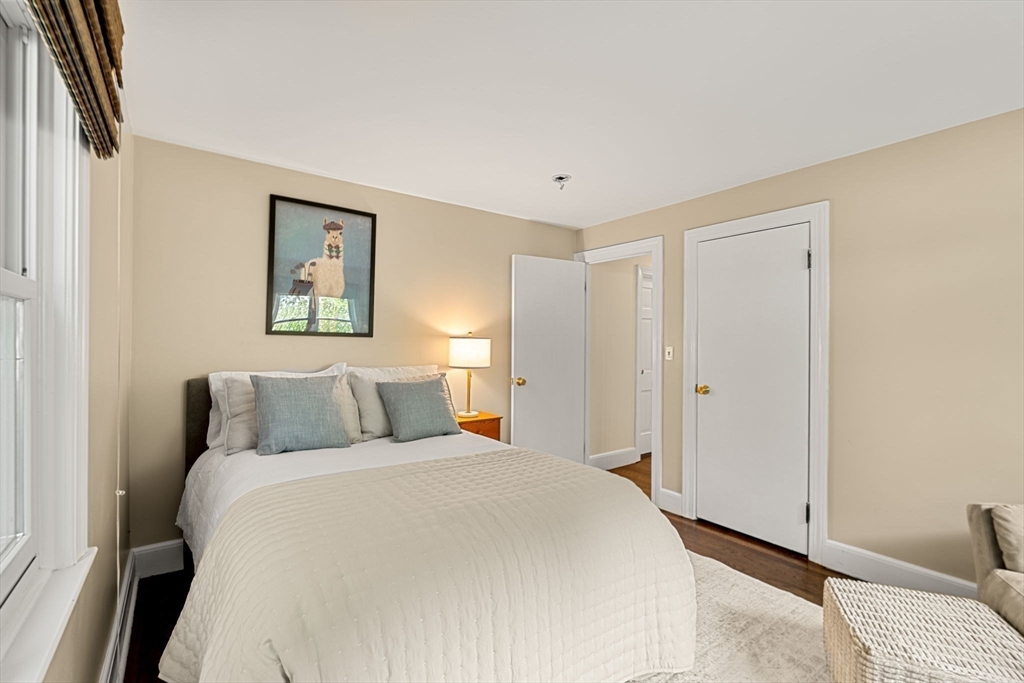 23 Pleasant Valley Rd