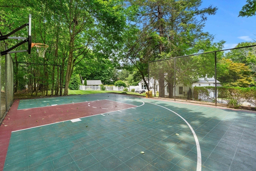 23 Pleasant Valley Rd