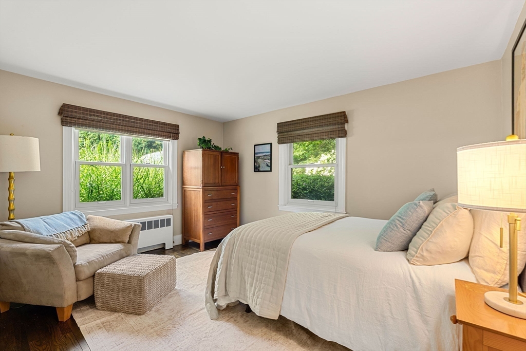 23 Pleasant Valley Rd