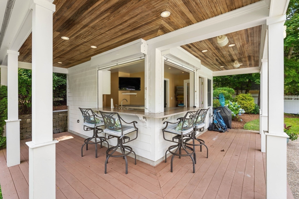 23 Pleasant Valley Rd