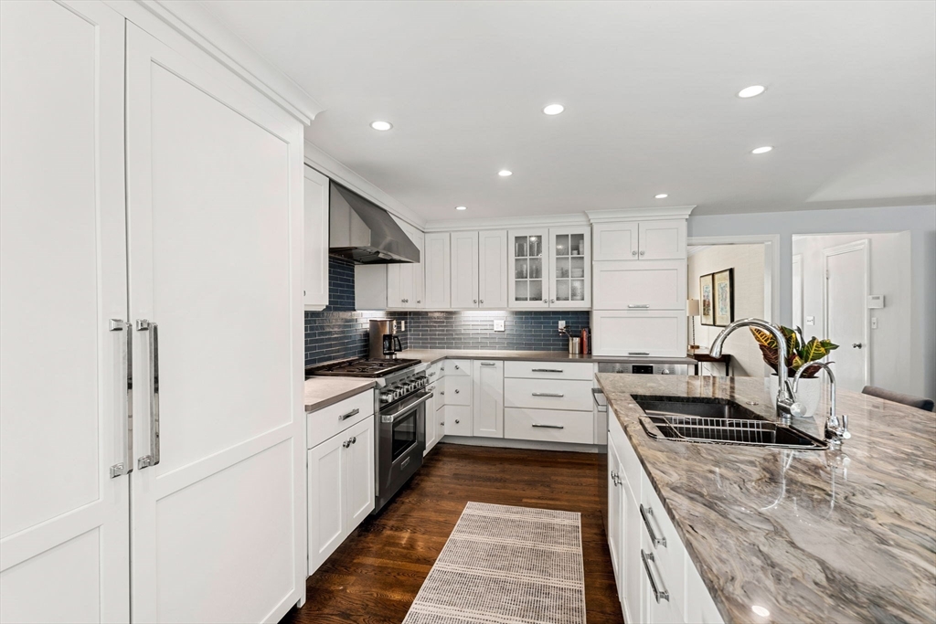 23 Pleasant Valley Rd