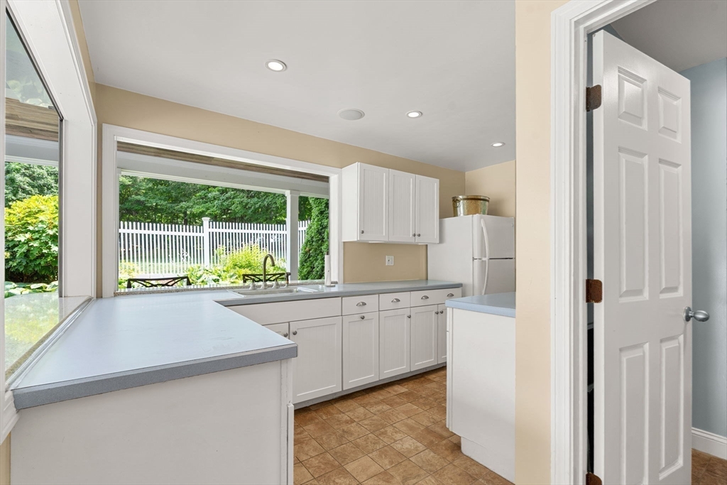 23 Pleasant Valley Rd