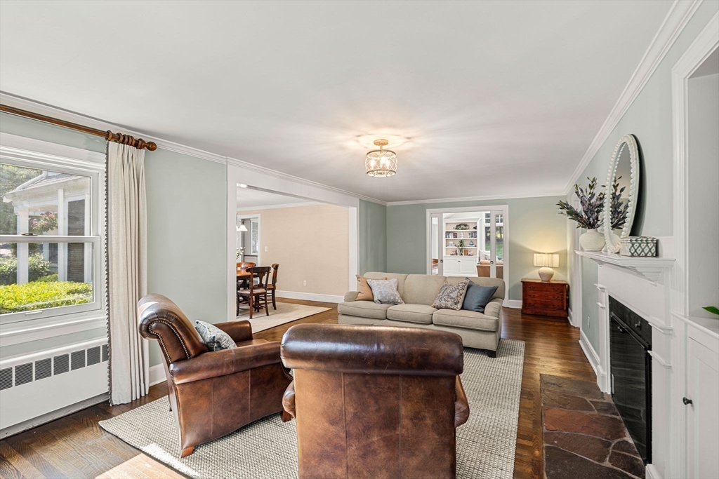 23 Pleasant Valley Rd