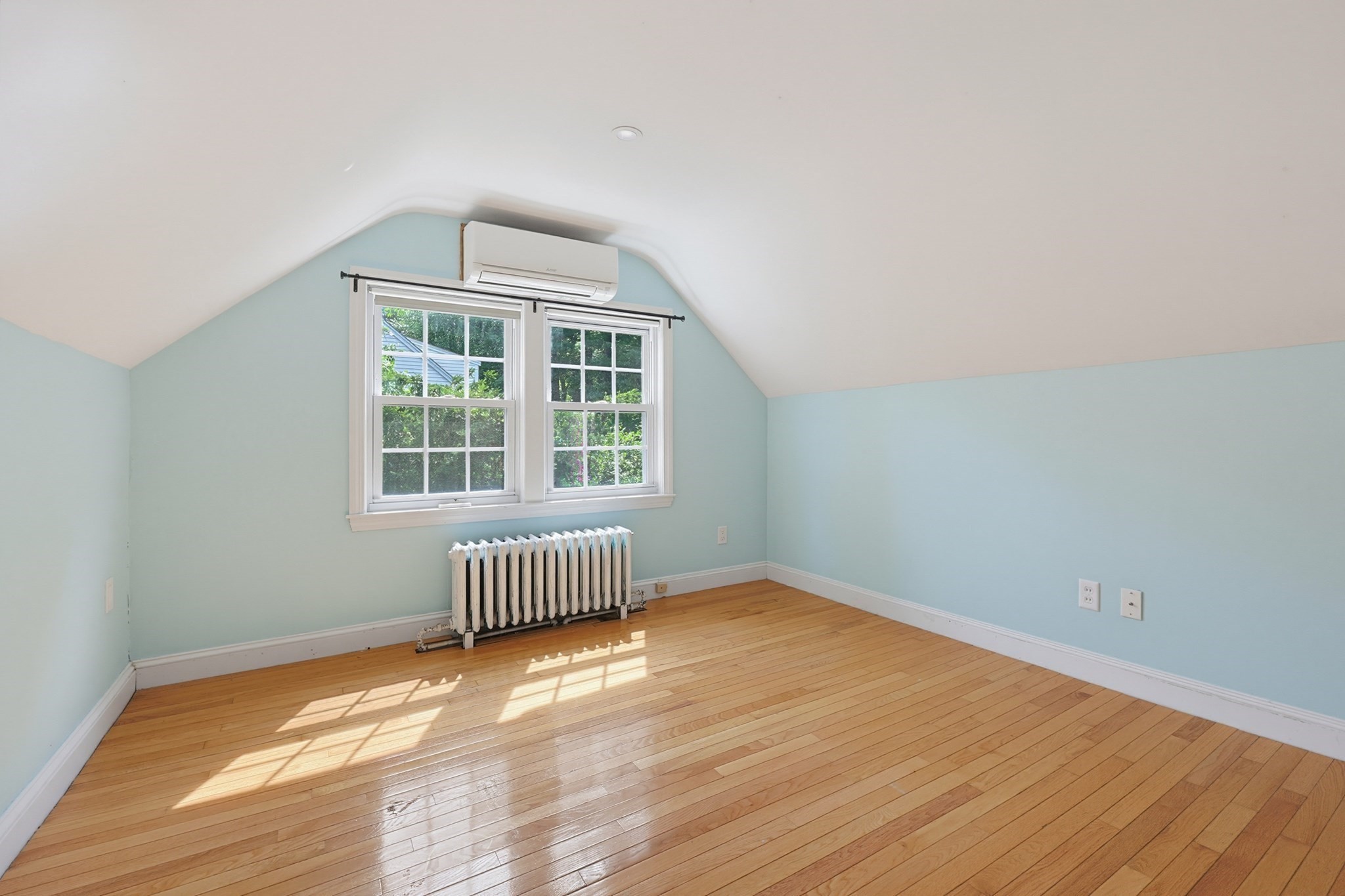 50 Rustic Rd