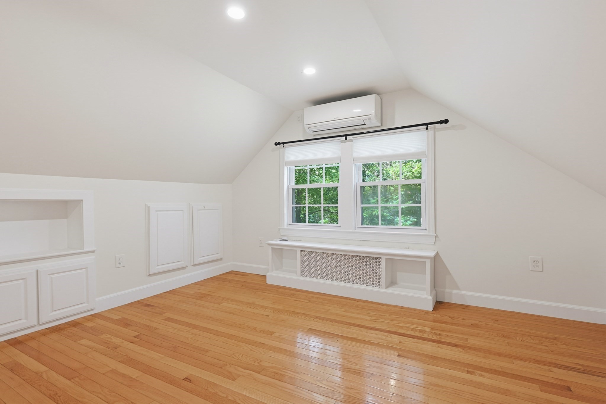 50 Rustic Rd