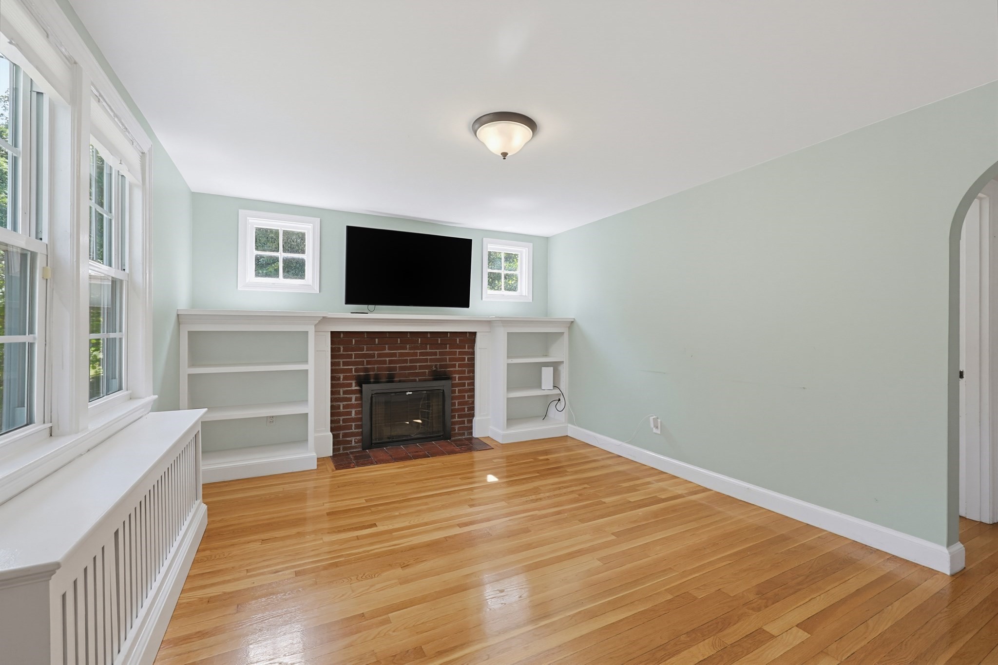50 Rustic Rd