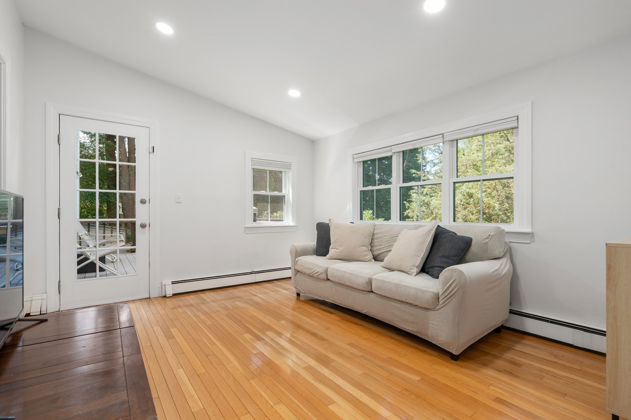 14 Fuller Brook Ave