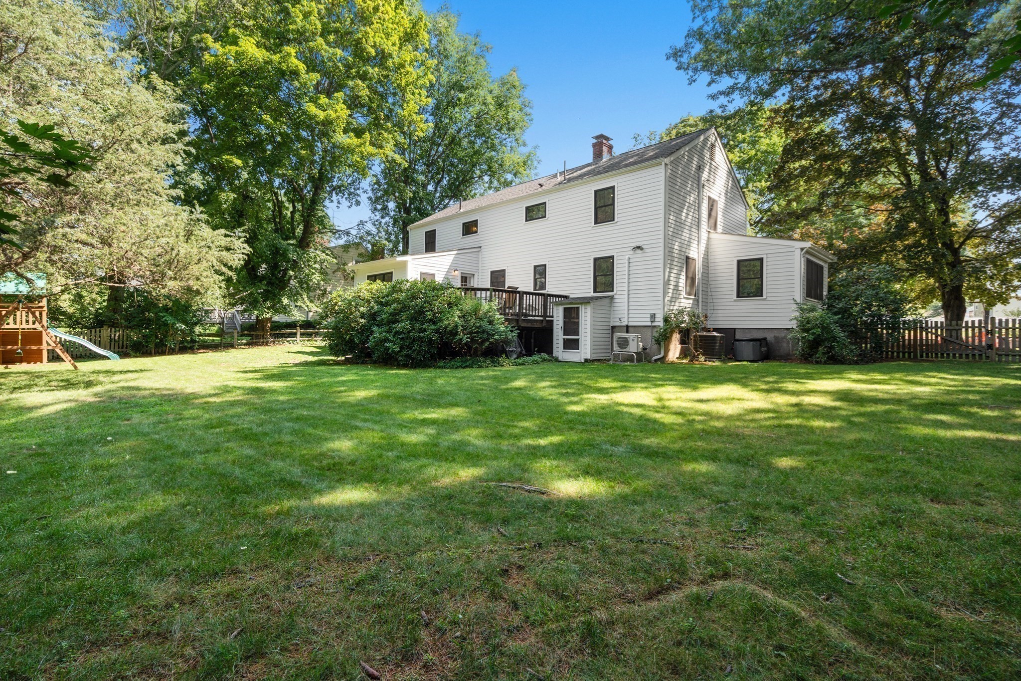 14 Fuller Brook Ave