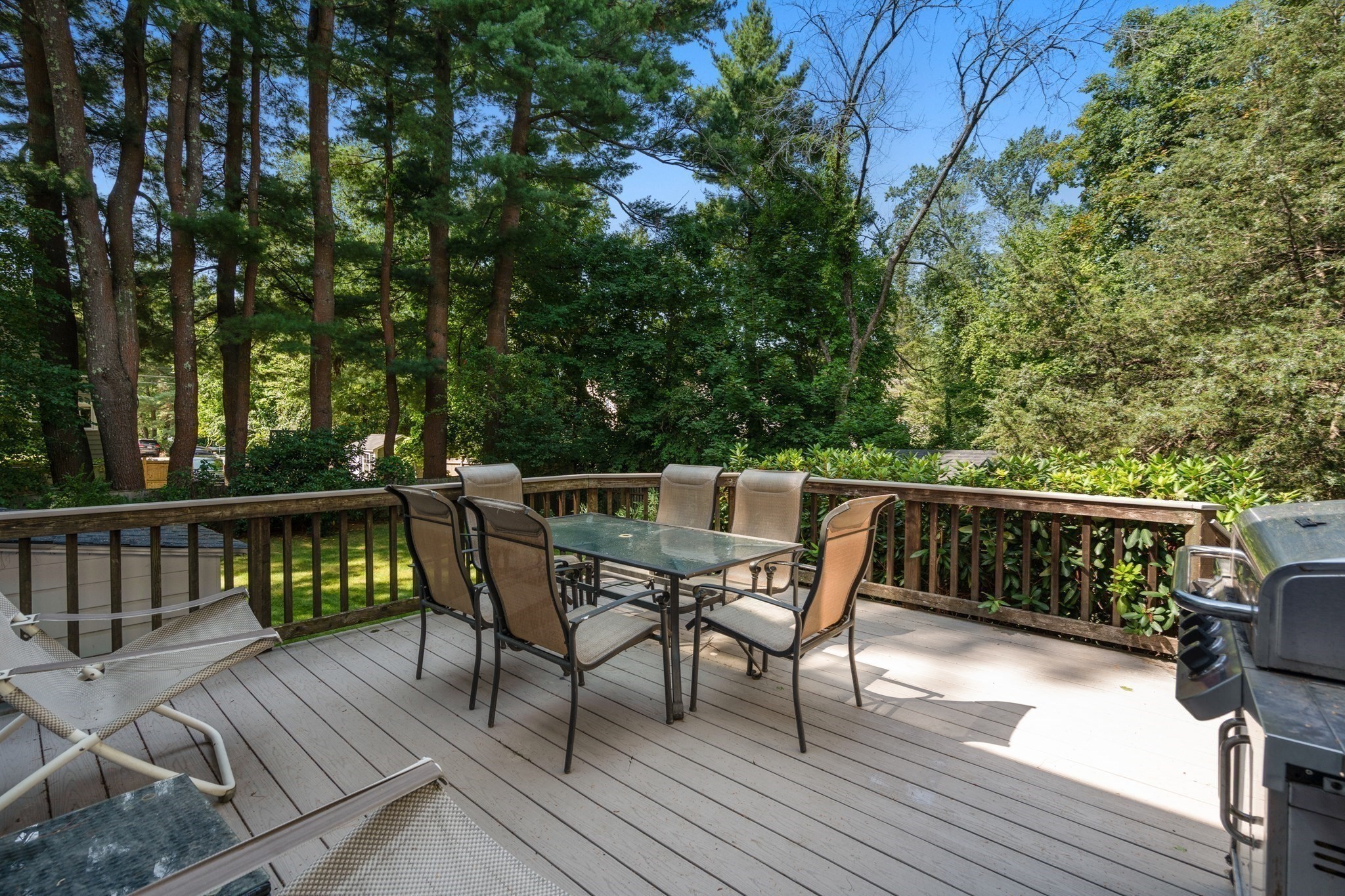 14 Fuller Brook Ave