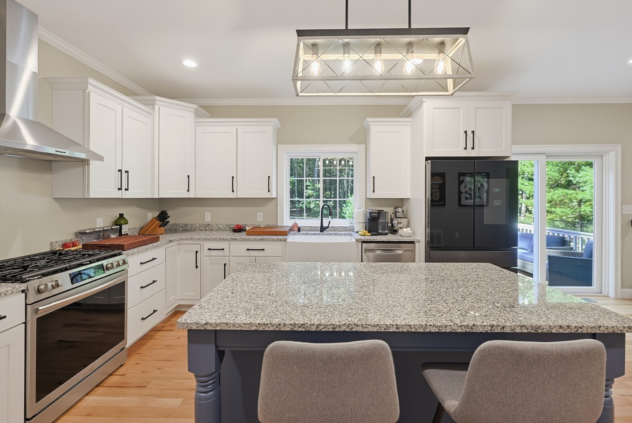 74 King Philip Rd
