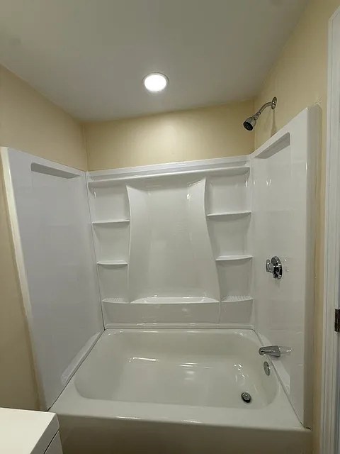 1 Pond Place # 1