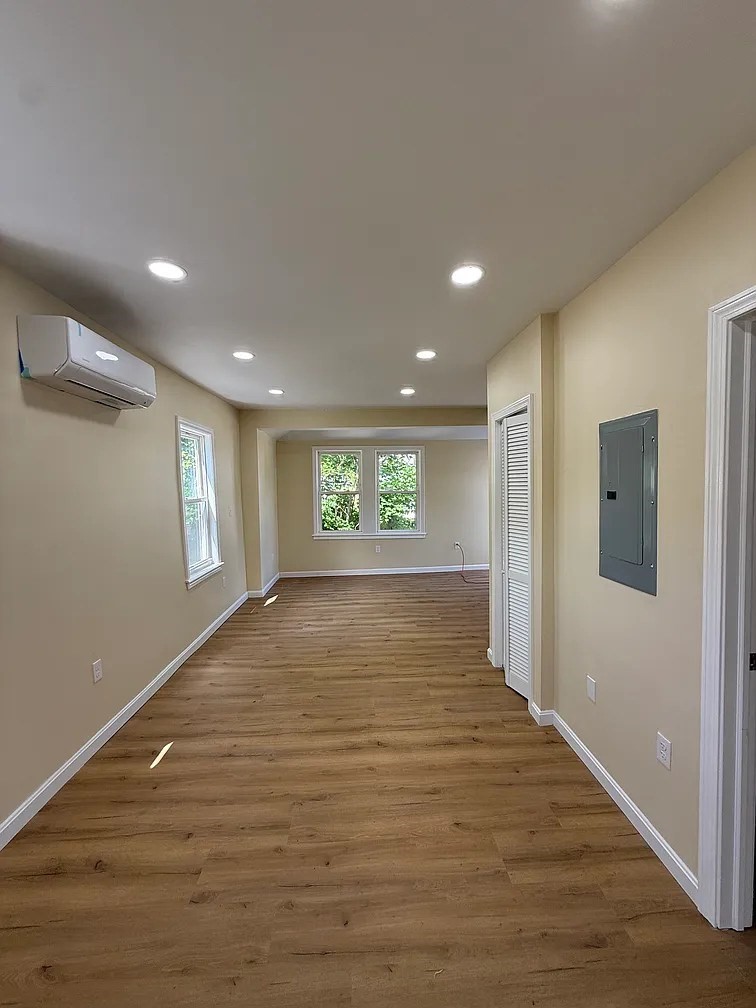 1 Pond Place # 1