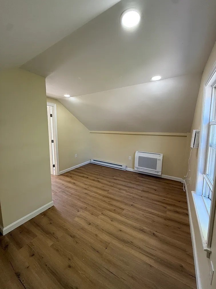 1 Pond Place # 1