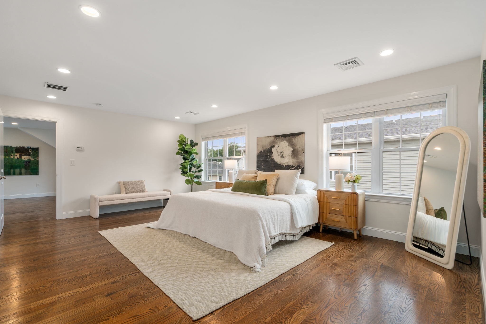 10 Gale St # 1