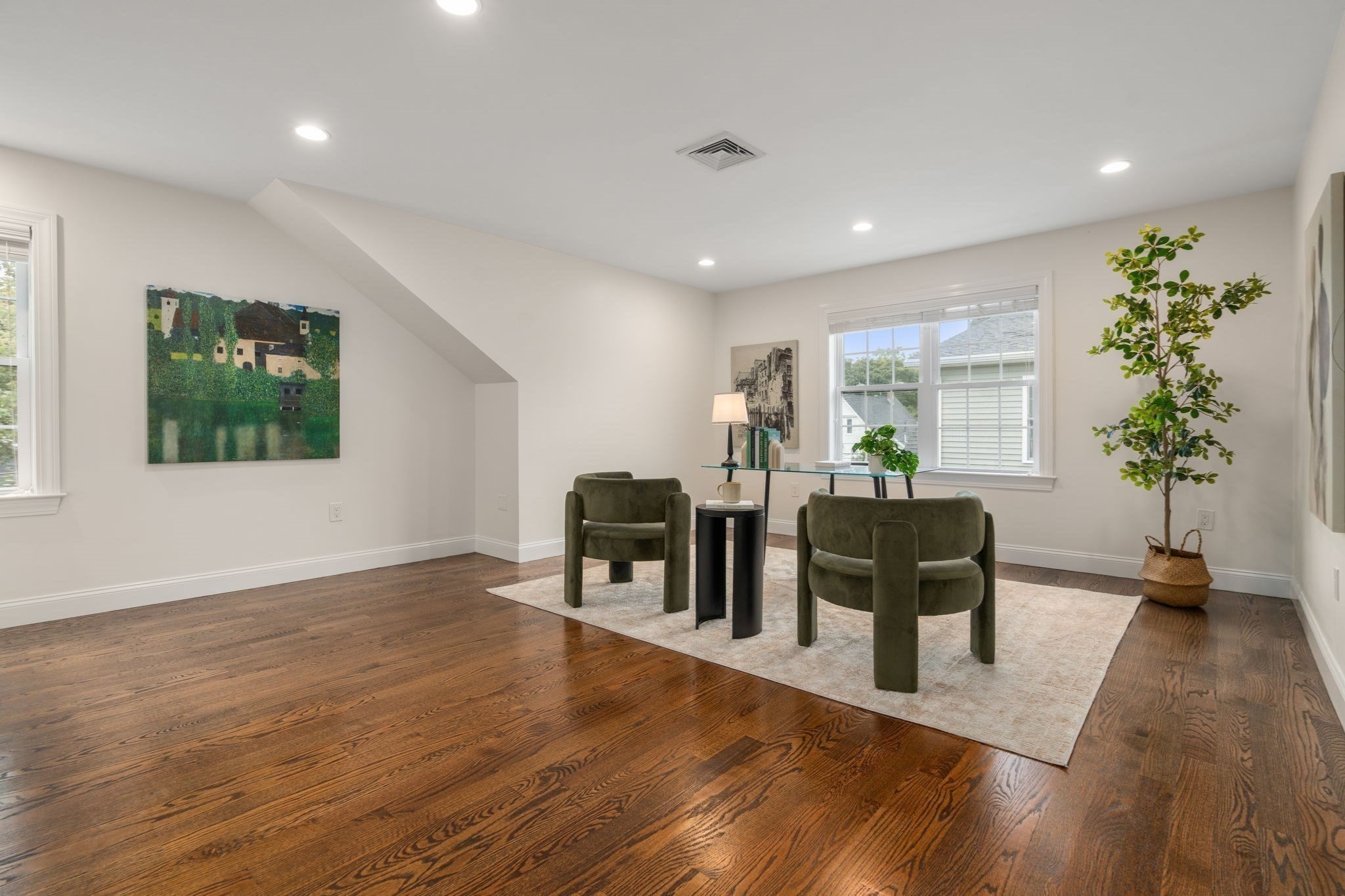 10 Gale St # 1