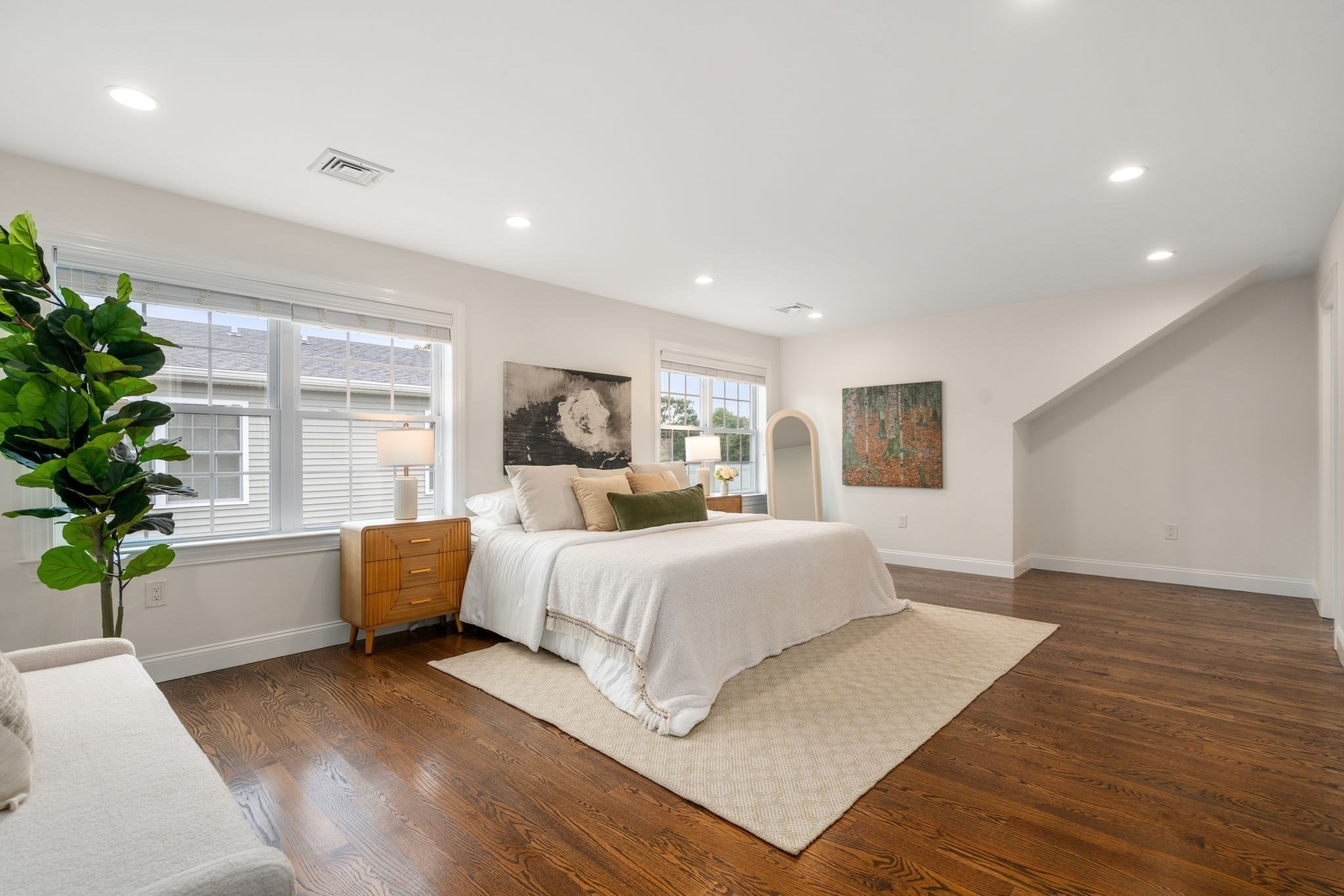 10 Gale St # 1