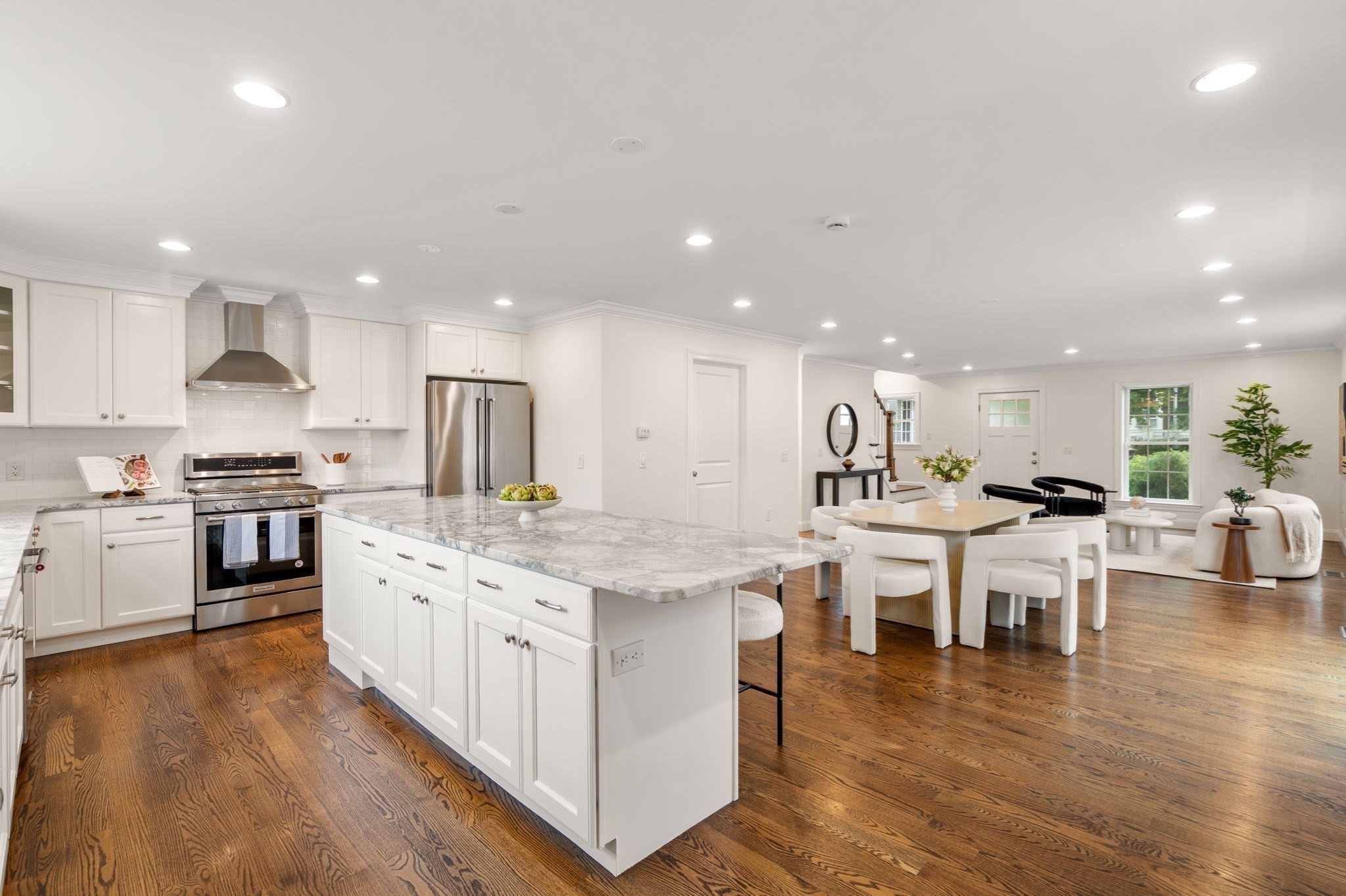 10 Gale St # 1