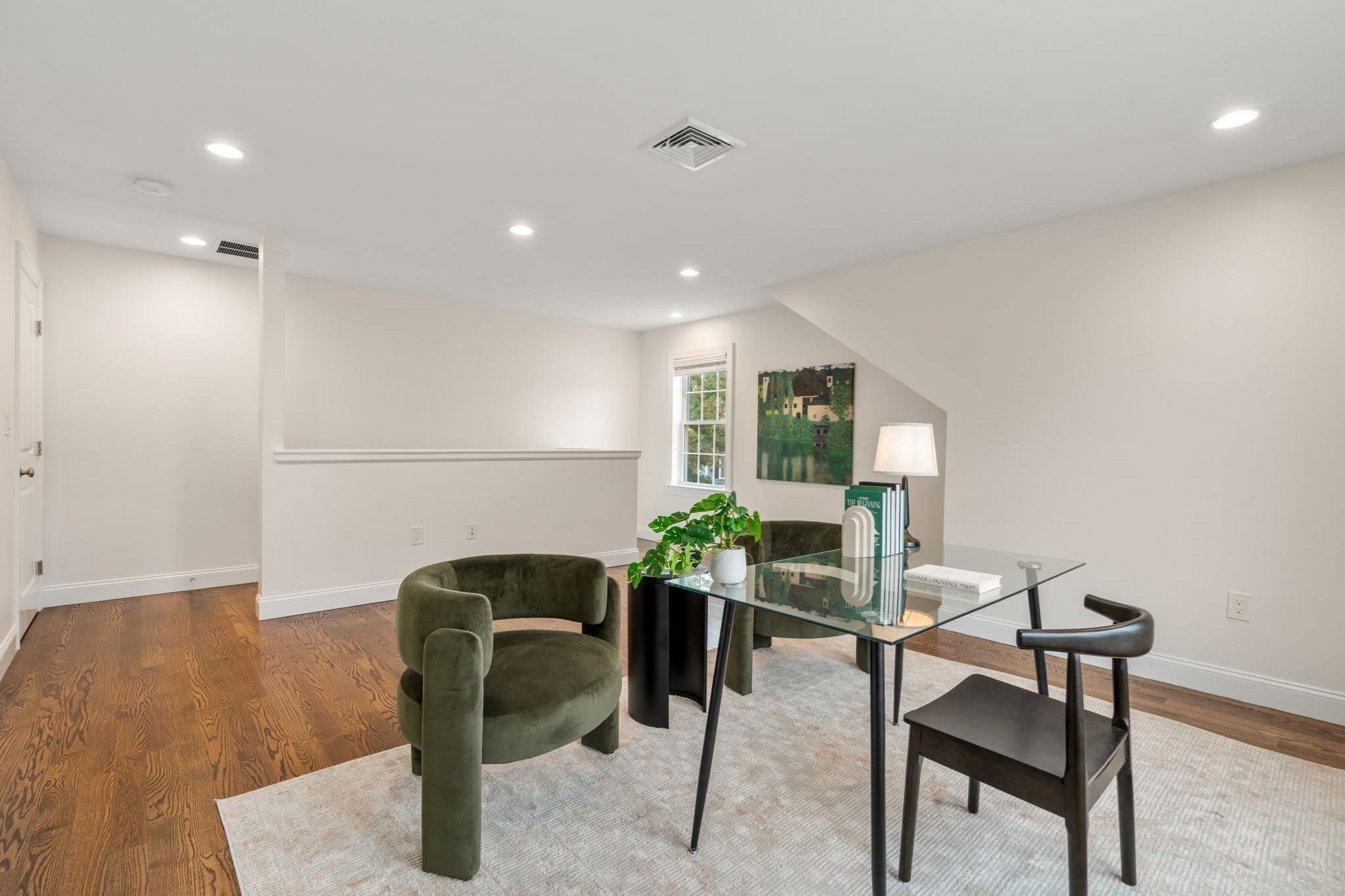 10 Gale St # 1