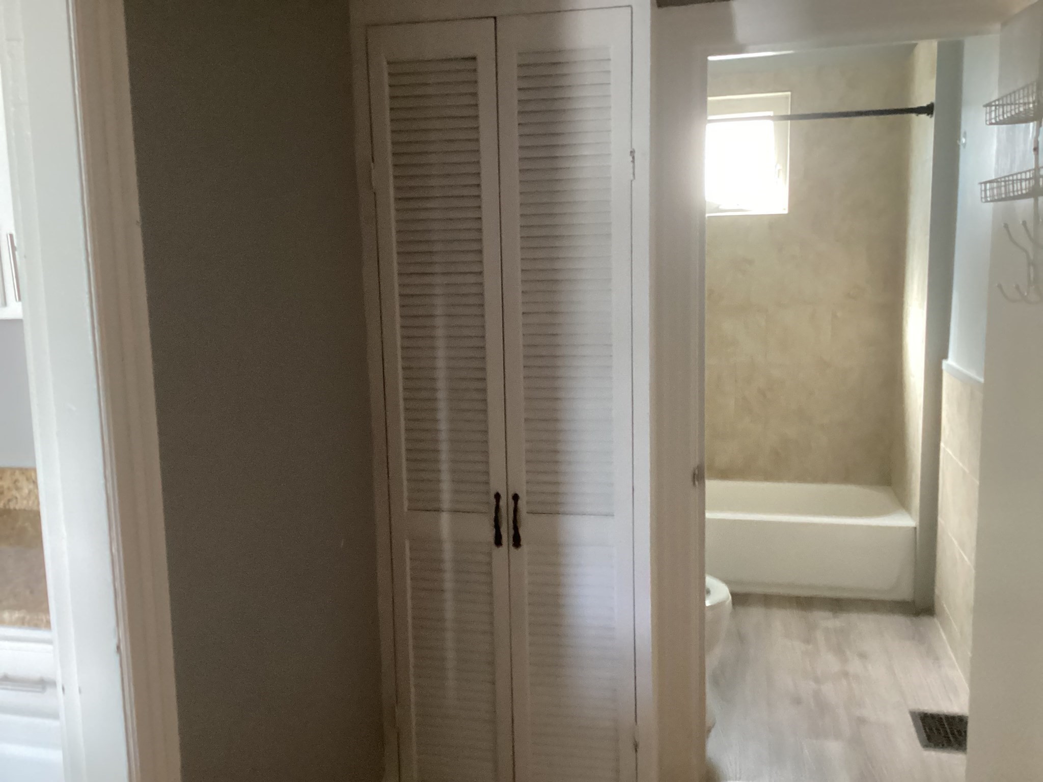40 Newcastle Rd # 1