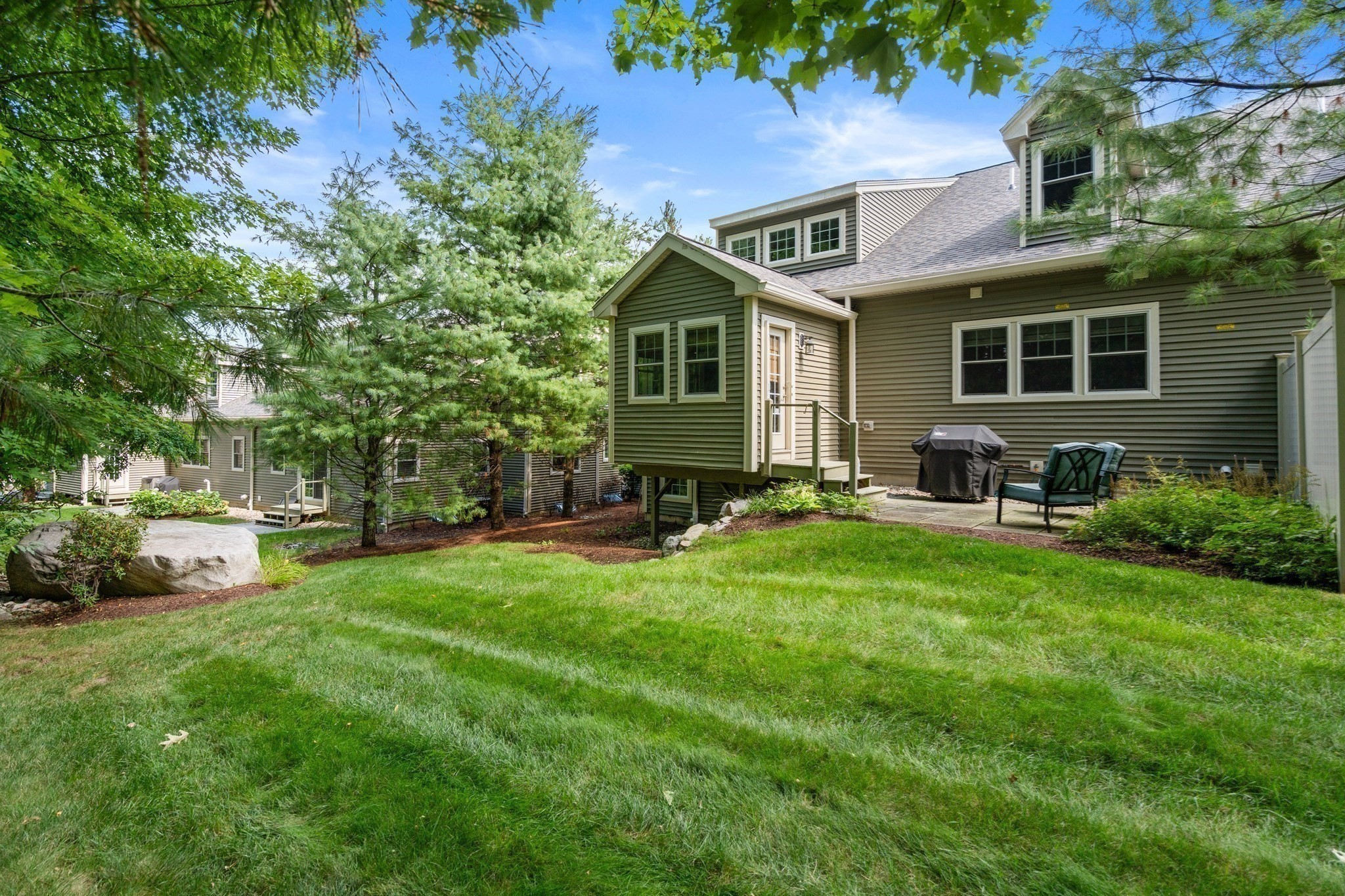32 Old Framingham Rd # 8