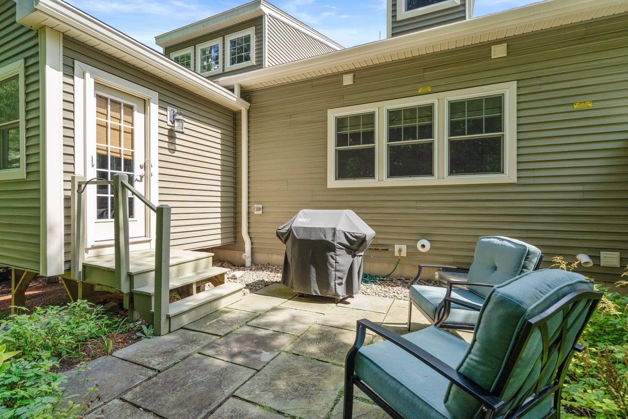 32 Old Framingham Rd # 8