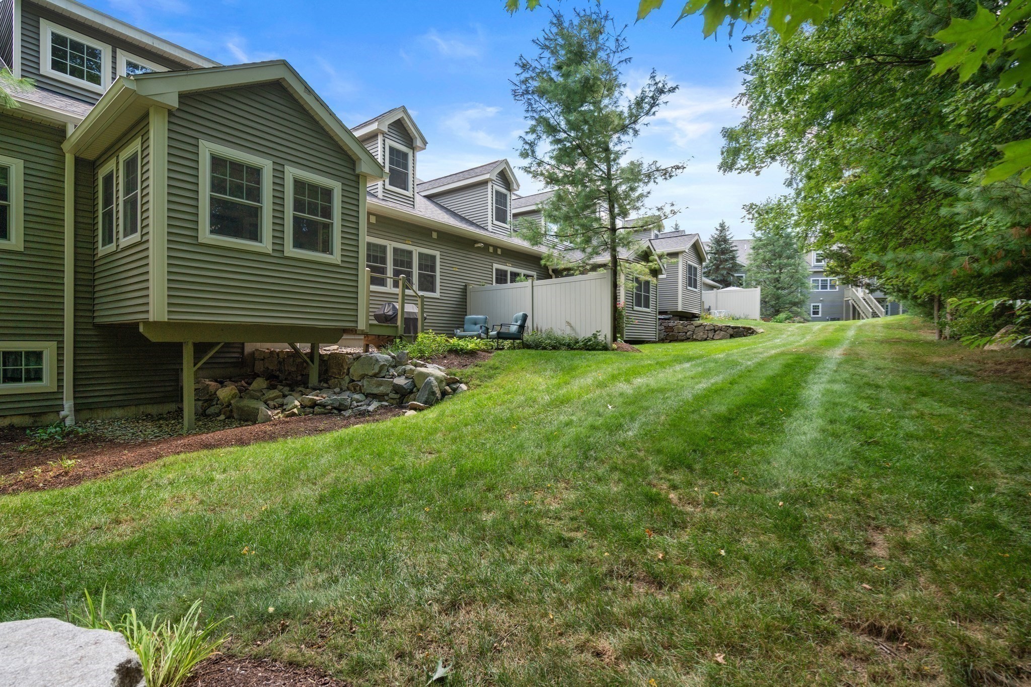 32 Old Framingham Rd # 8
