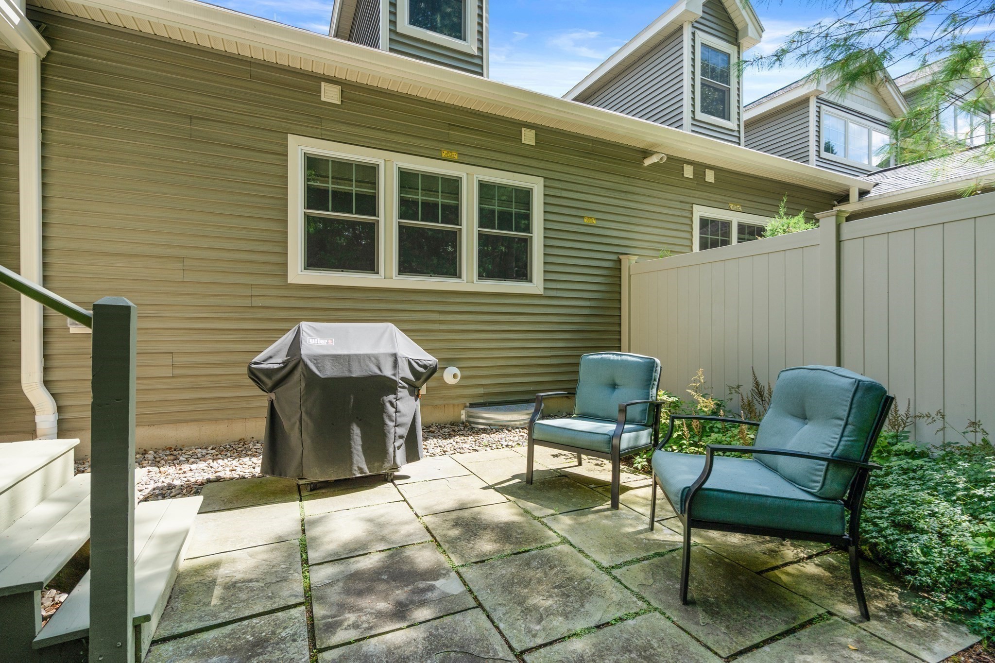 32 Old Framingham Rd # 8