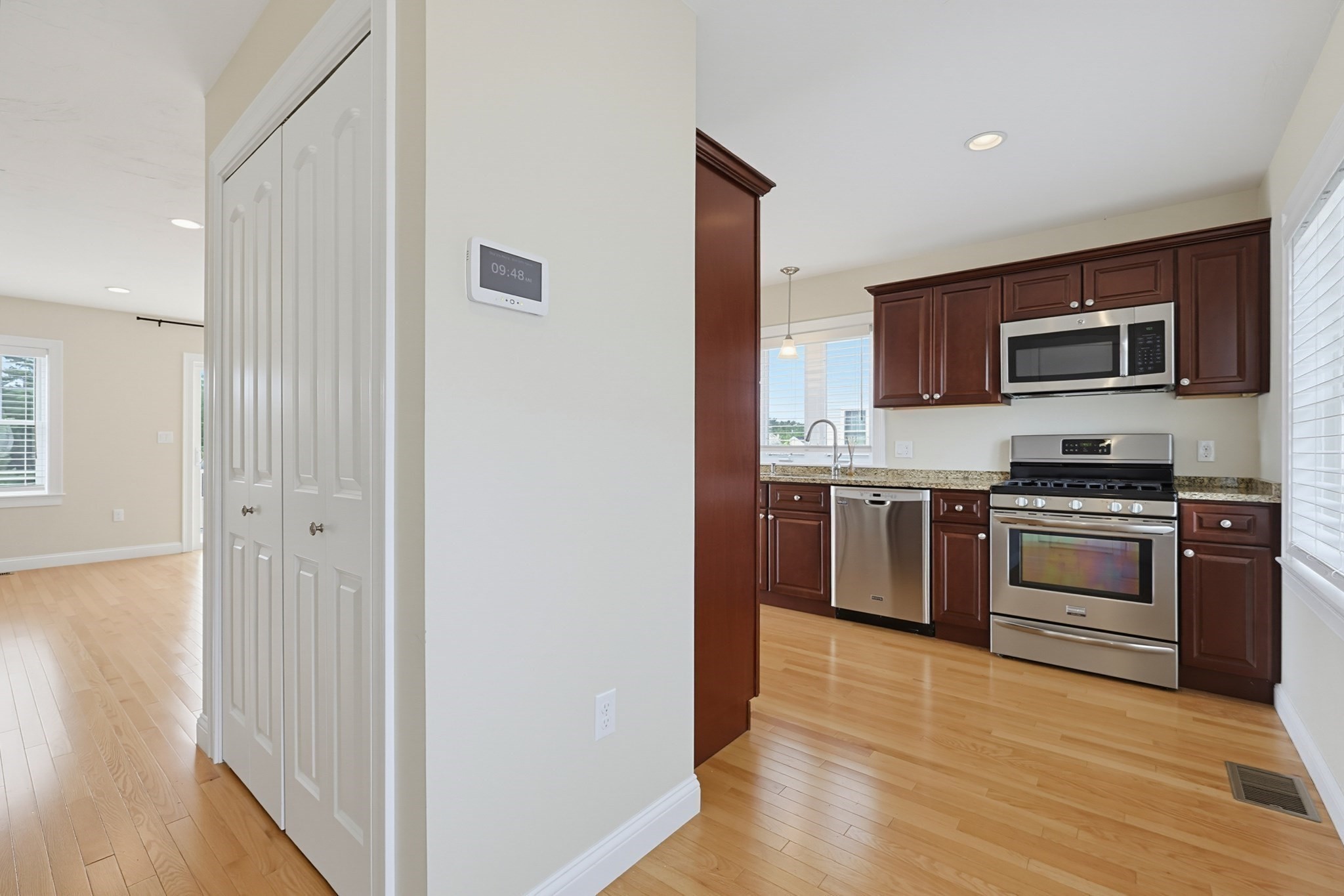 1449 Main St # 4